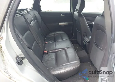 2005 Volvo V50 T5 z USA, uszkodzony, nr VIN YV1MJ682952070898